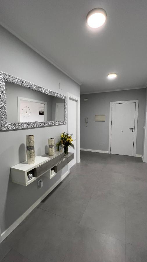 Apartamentos Maria De Lucia-Piso 2º Arou Luaran gambar