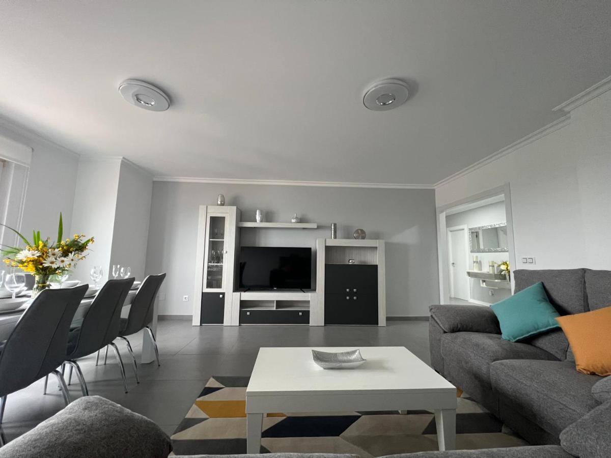 Apartamentos Maria De Lucia-Piso 2º Arou Luaran gambar